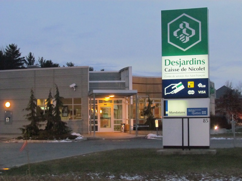 La caisse de SaintFrançoisduLac encore à louer Le Courrier Sud