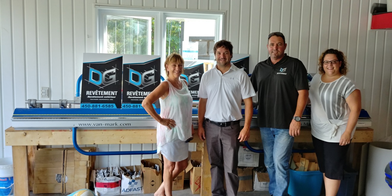 Une plieuse qui a permis de créer de l'emploi à SaintFrançoisduLac