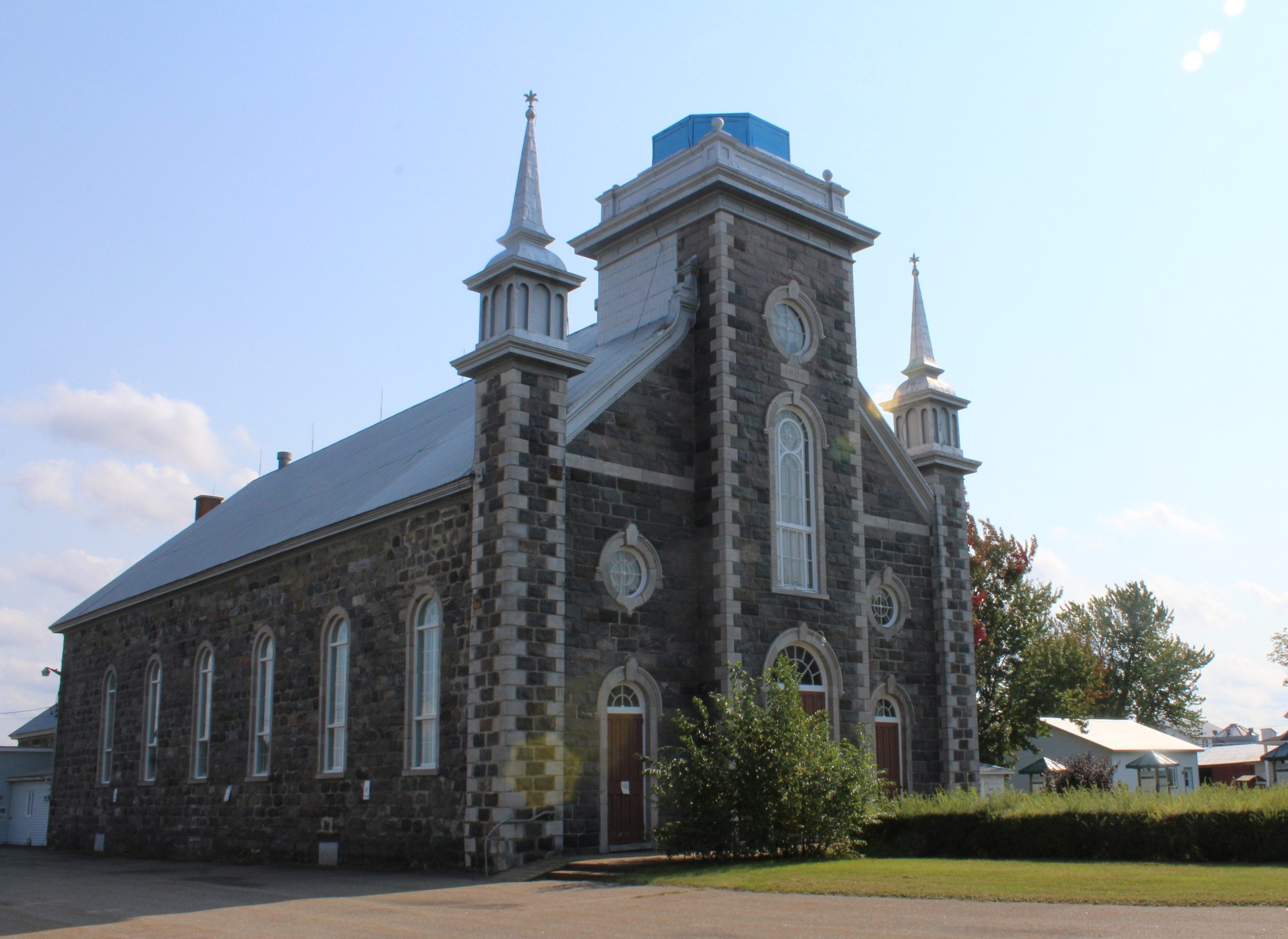 L'église de SainteCéciledeLévrard est vendue Le Courrier Sud