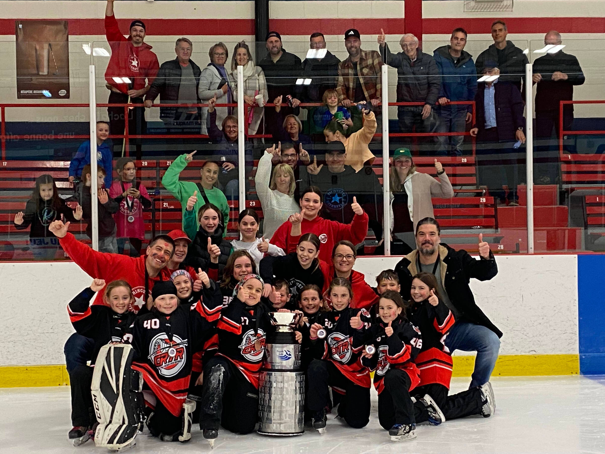 Une association de ringuette qui réunit les deux rives - Le Courrier Sud